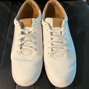 Travis Matthew Phenom Leather Cuater Casual Shoes